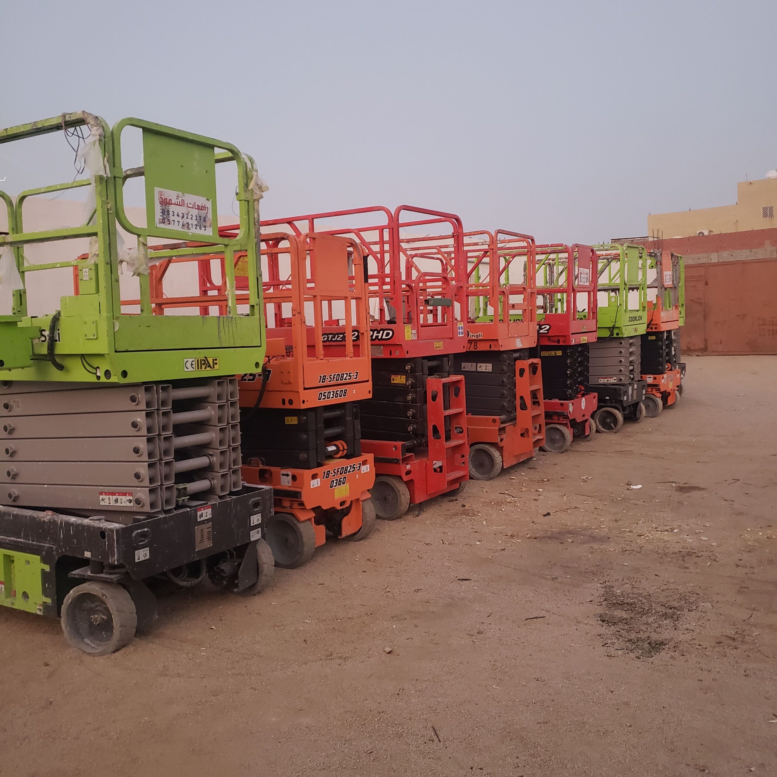 متوفر لدينا سيزرلفت ومان لفتات وتاورلايت ورافعه شو