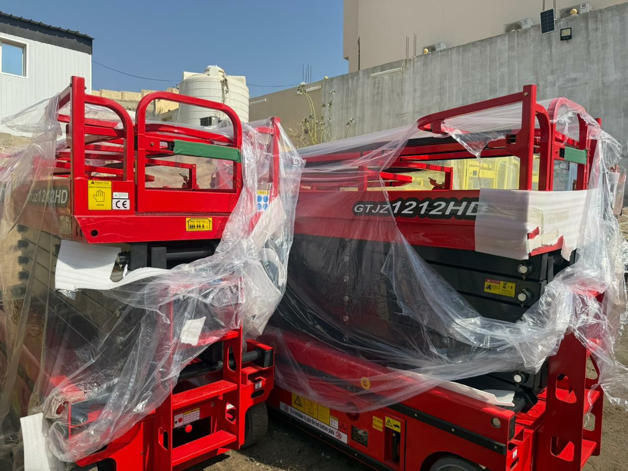 سيزر لفت للإيجار جميع المقاسات في الدمام مكة المدي