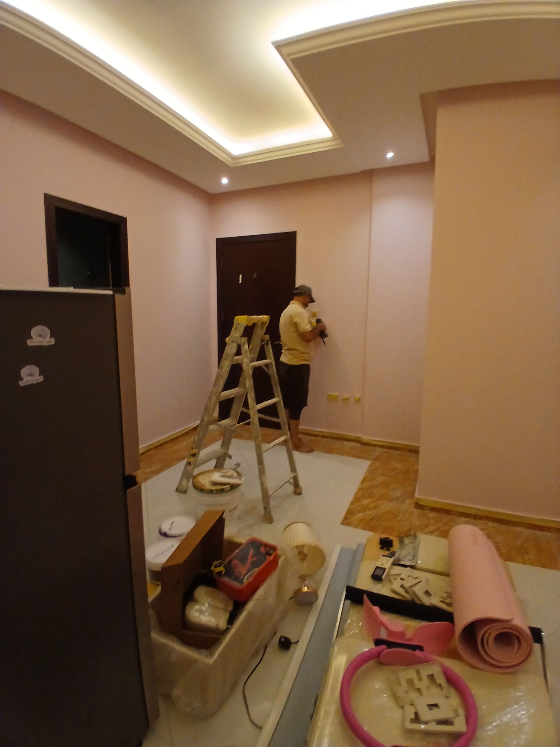 معلم دهانات الرياض دهان أبواب بروفايل رشات داخليه