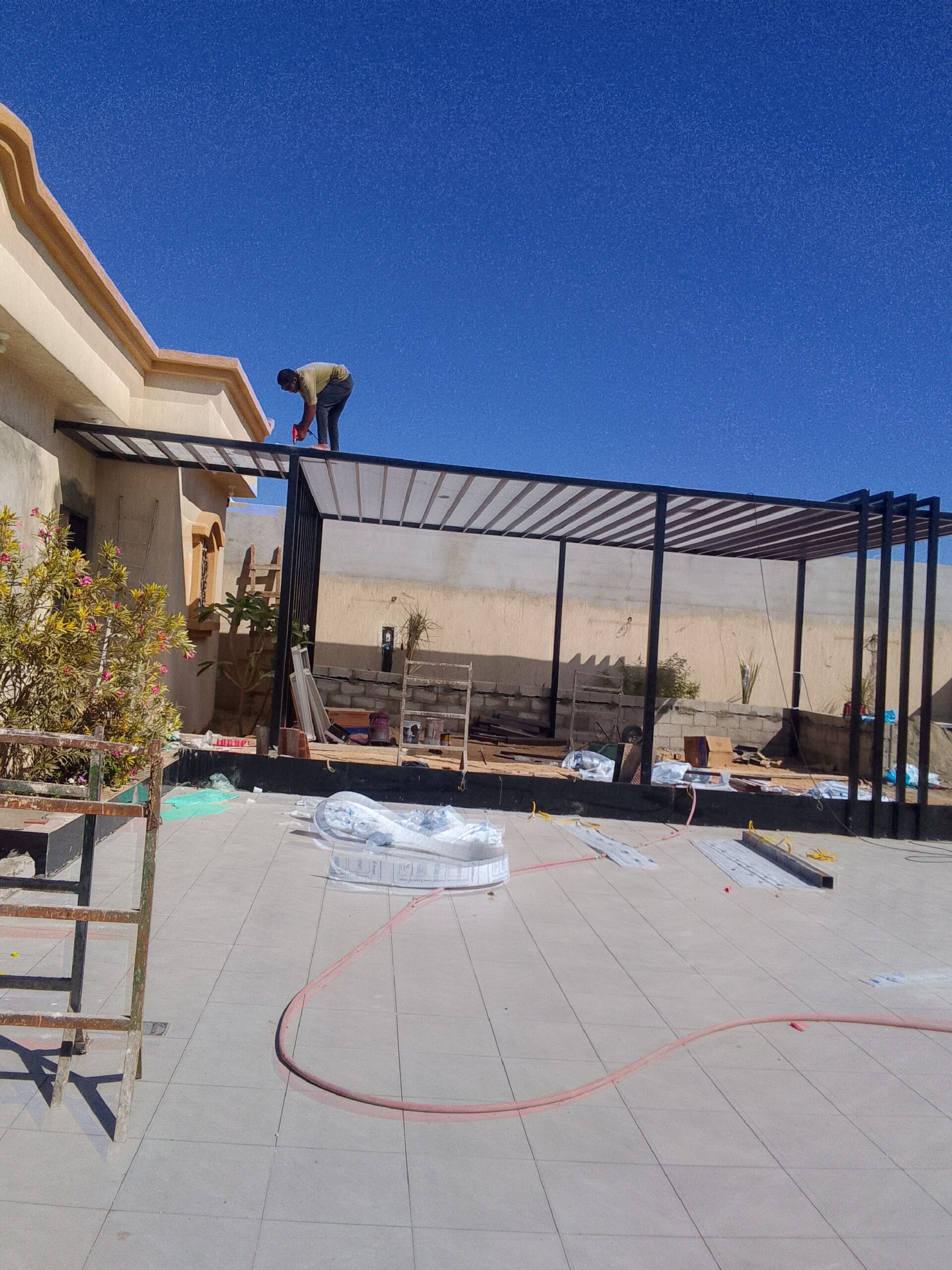 تركيب ساندوتش بنل بأفضل الاسعار بنا ملاحق ترميم مب