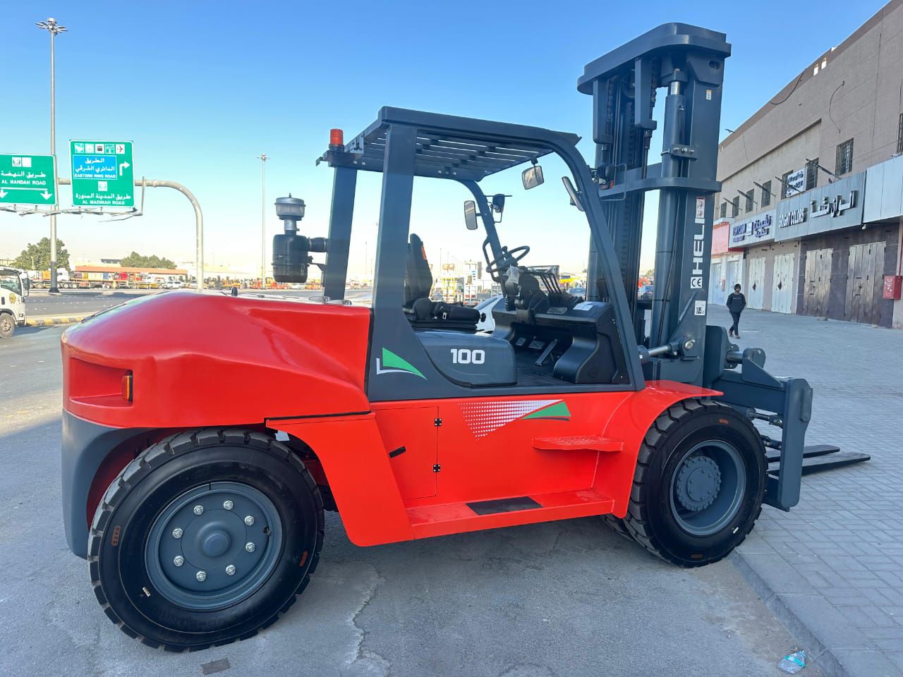 رافعة شوكية للايجار المدينة المنورة فوركلفت للايجا