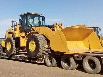 شيولات كاتربيلر كوماستو للإيجار فولفو كبيرة وصغيرة