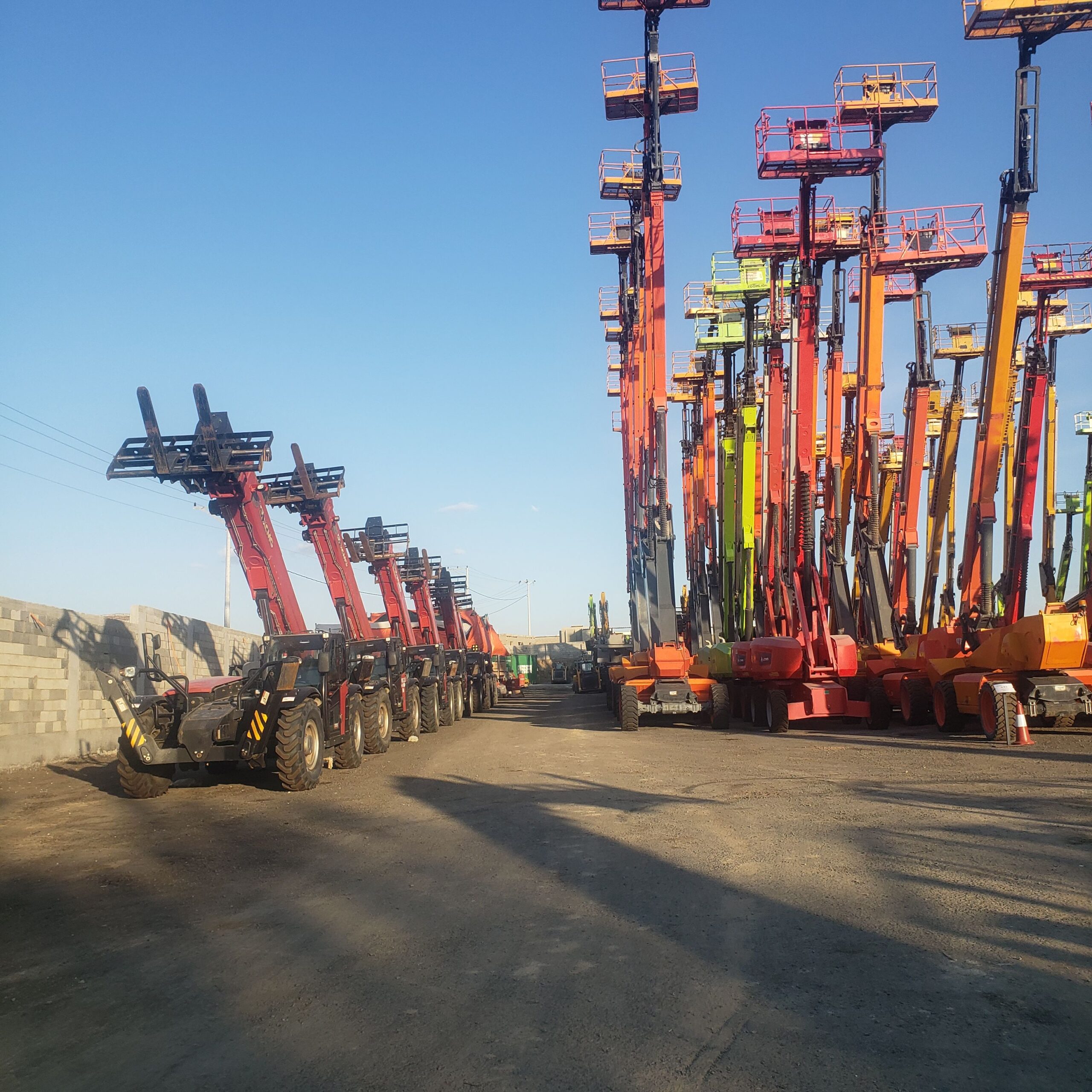 سيزر لفت ومان لفت للايجار بجميع مقاسات واحدة موديل