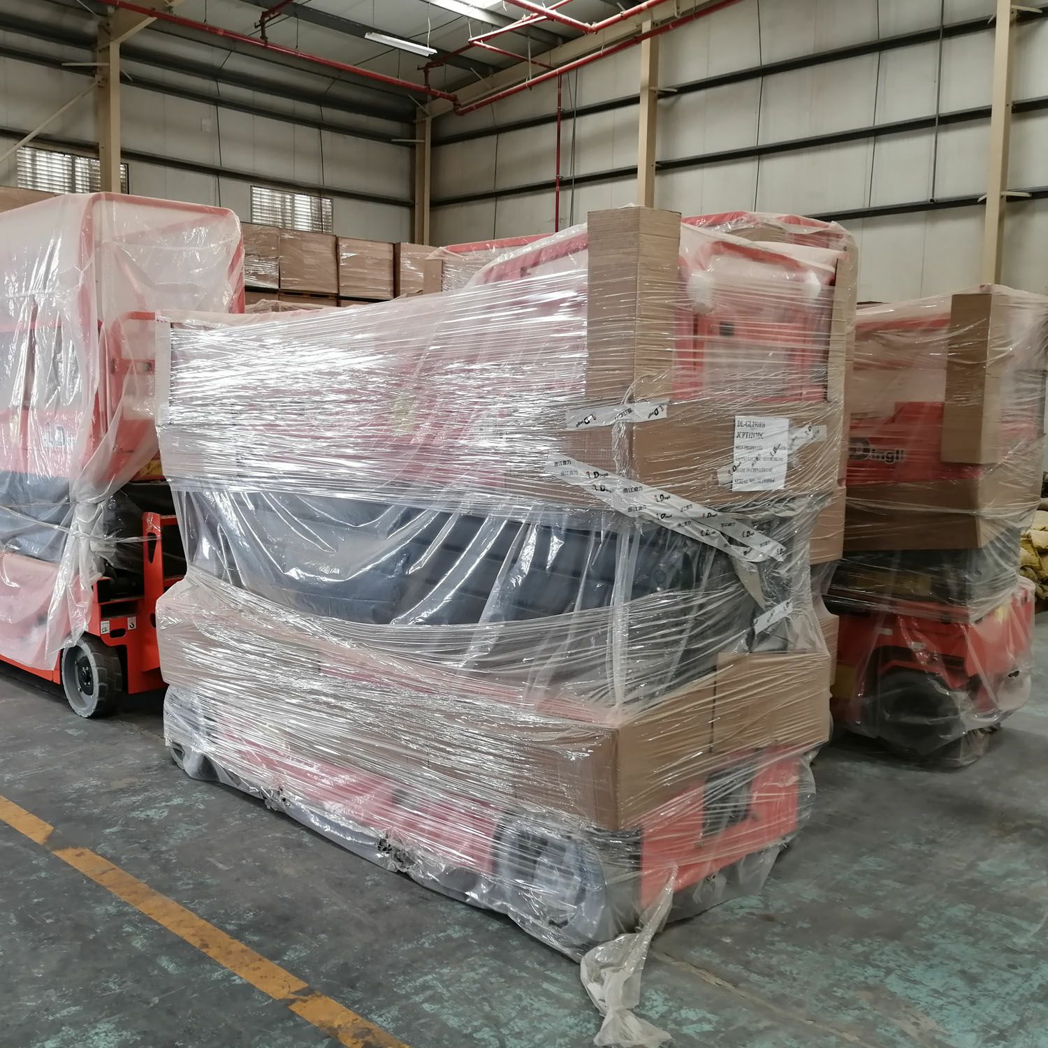 سيزرلفت سقالات سيزر لفت للإيجار في الدمام و الجبيل