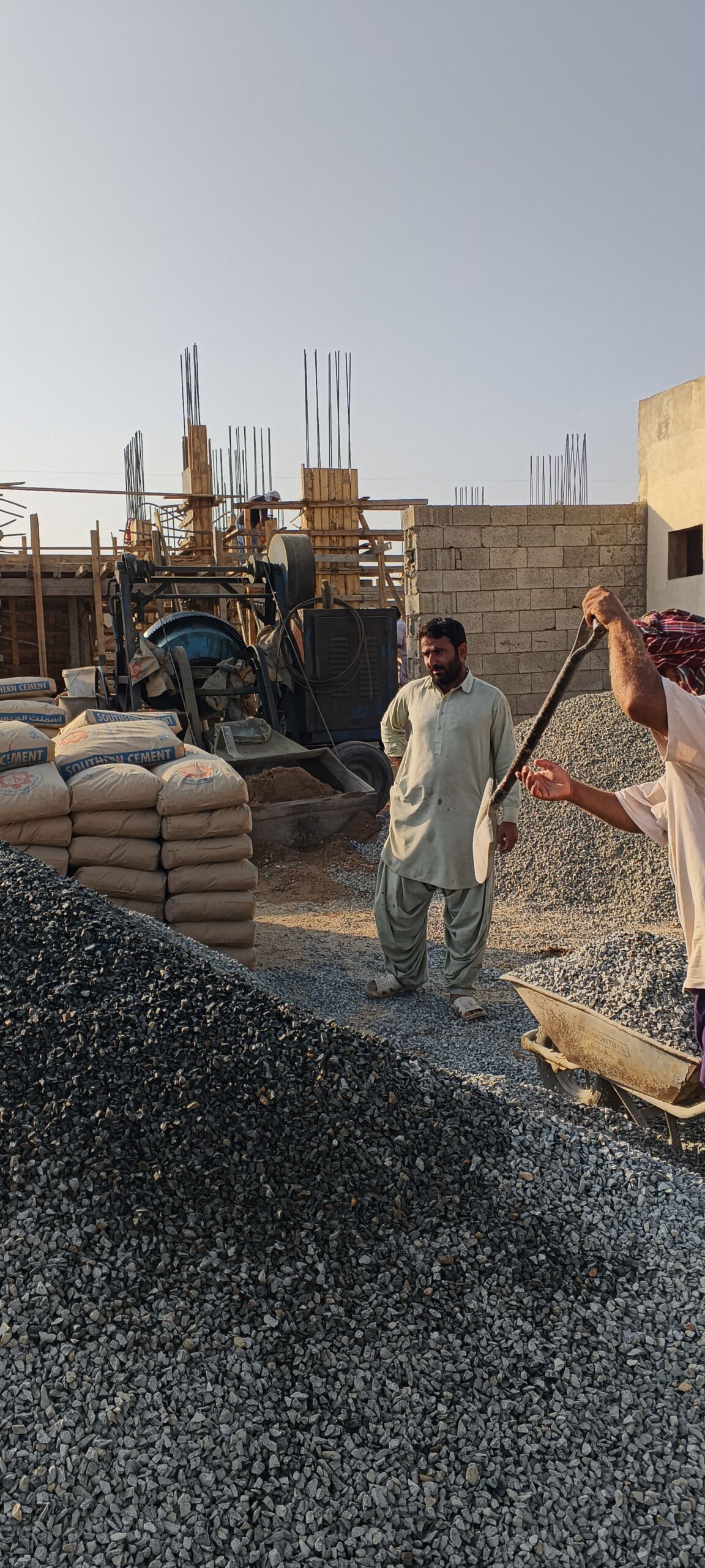 اسمنت خلاط يدوي للايجار يوميا جده الحرازات05974736