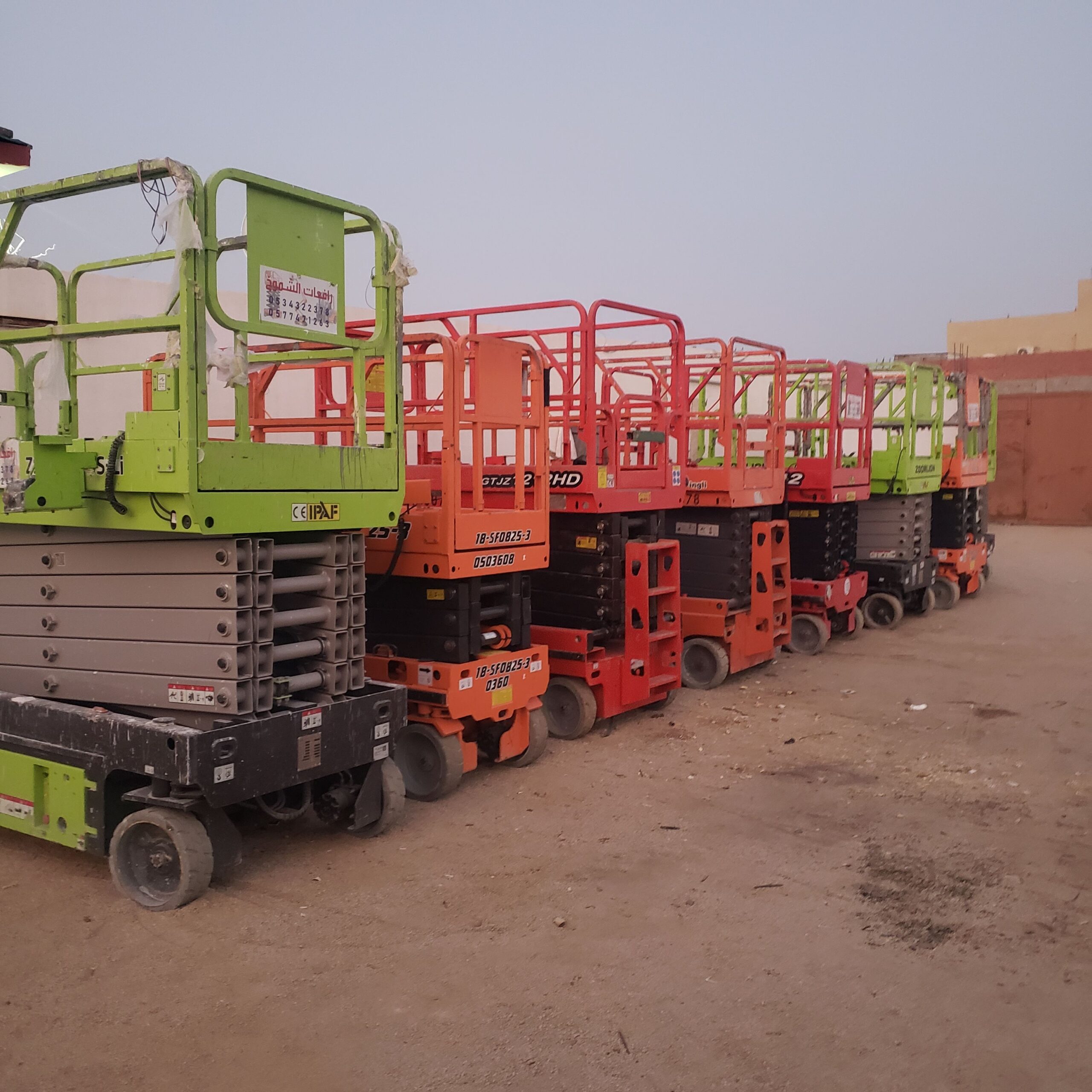 متوفرلدينا سيزرلفت ومان لفت تاورلايت ورافعه شوكيه