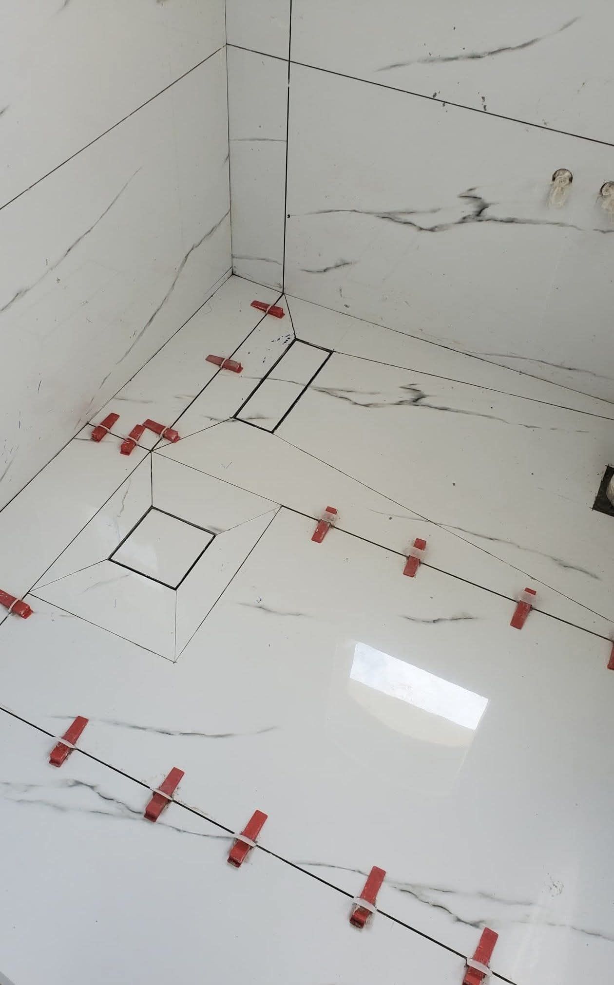 معلم بلاط بناء لياسه ترميم تكسير وتبليط وكسررخام