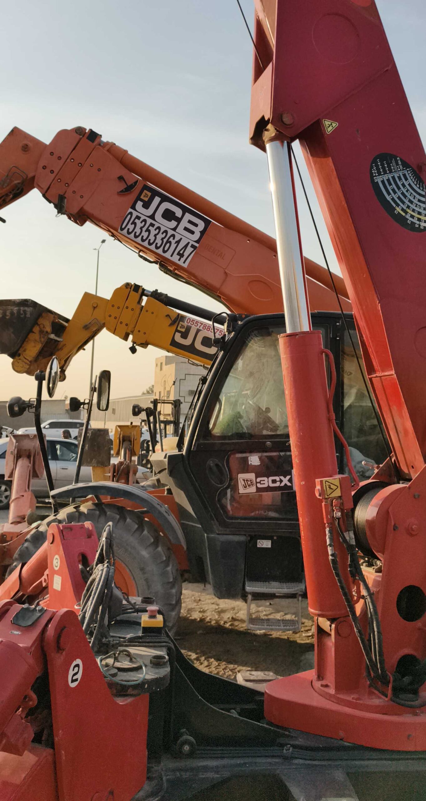 رافعة شوكية جيسبي تلسكوبية تليهندر جي سي بي 17متر