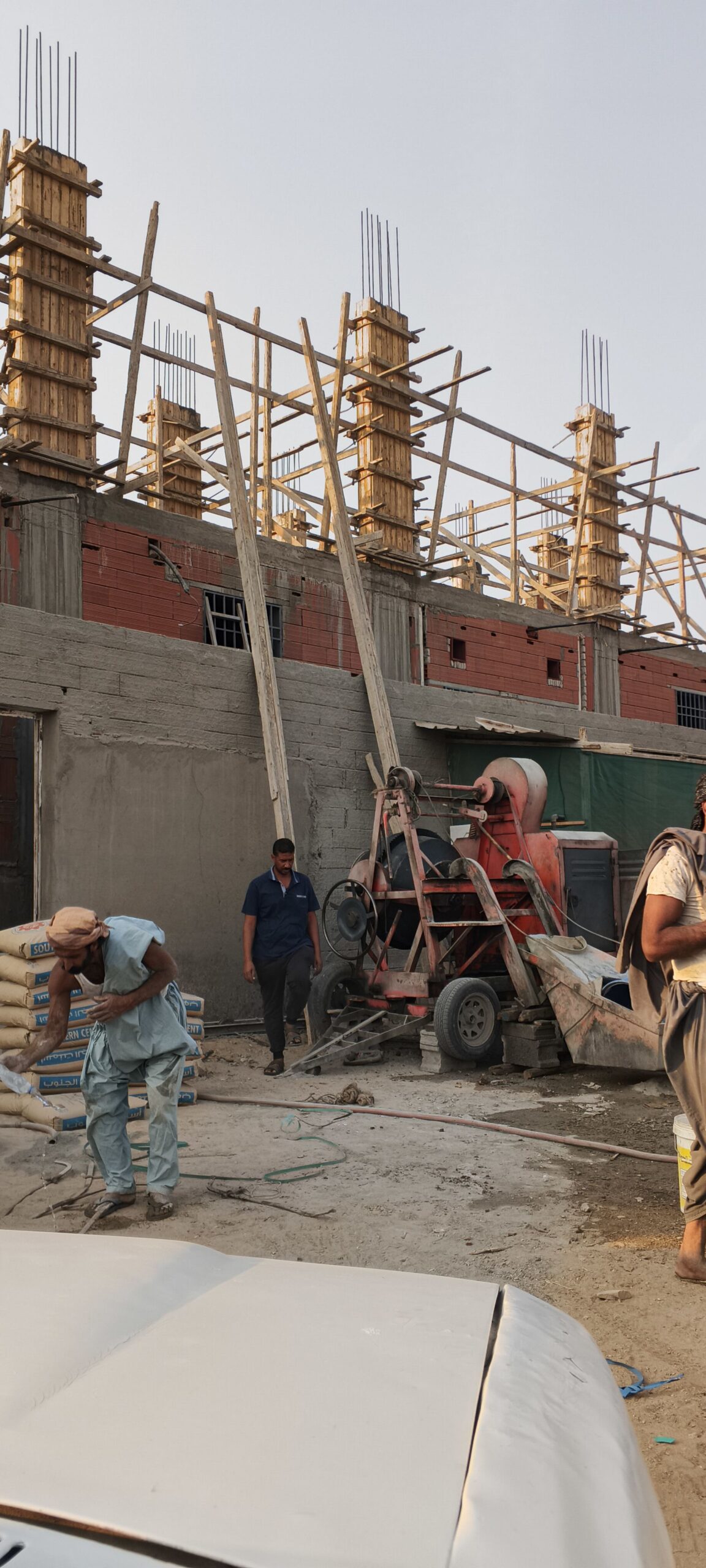 اسمنت خلاط يدوي للايجار يوميا 0597473618