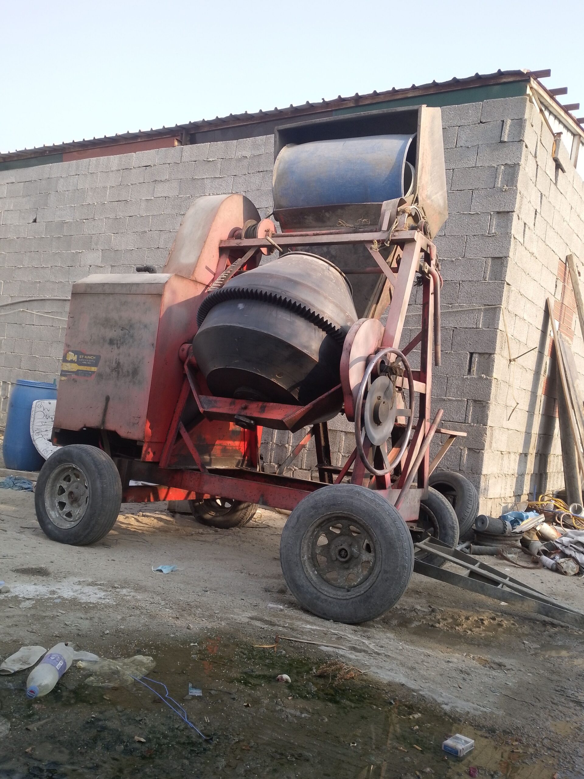 اسمنت خلاط یدوی ایجار یومیا 0538983088