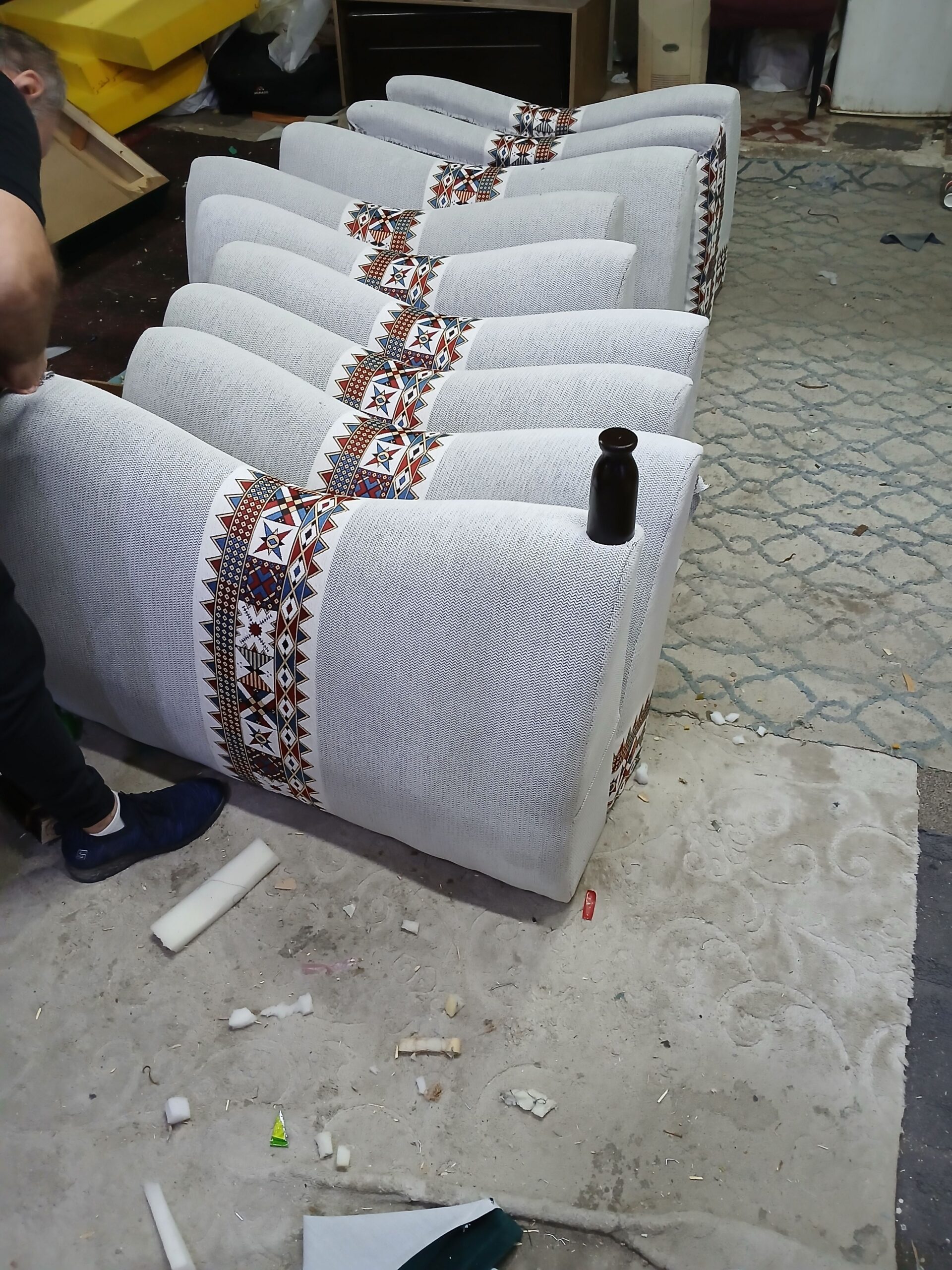 اثاث جديد البيع