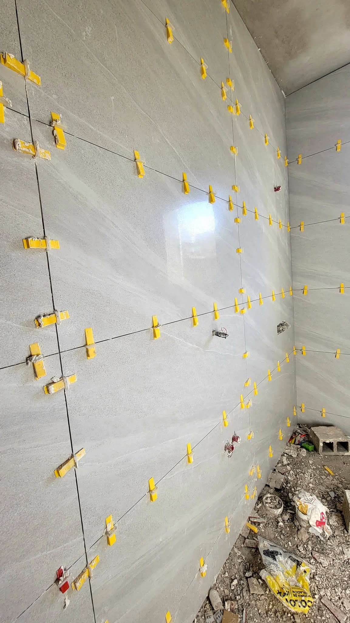 معلم بلاط بناء لياسه ترميم تكسير وتبليط وكسررخام