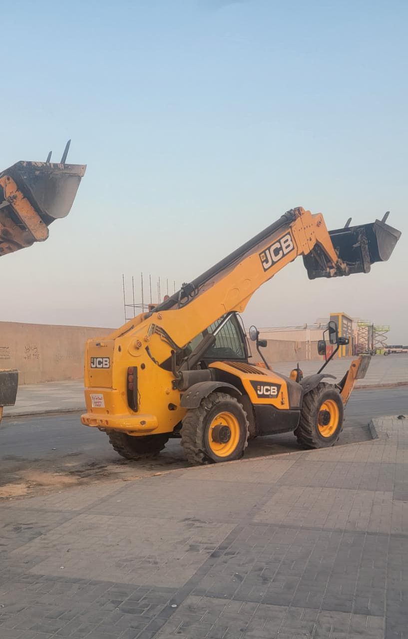 سيزرلفت مانلفت سقالة سقالات كهرباء ديزل ديزل رافعة