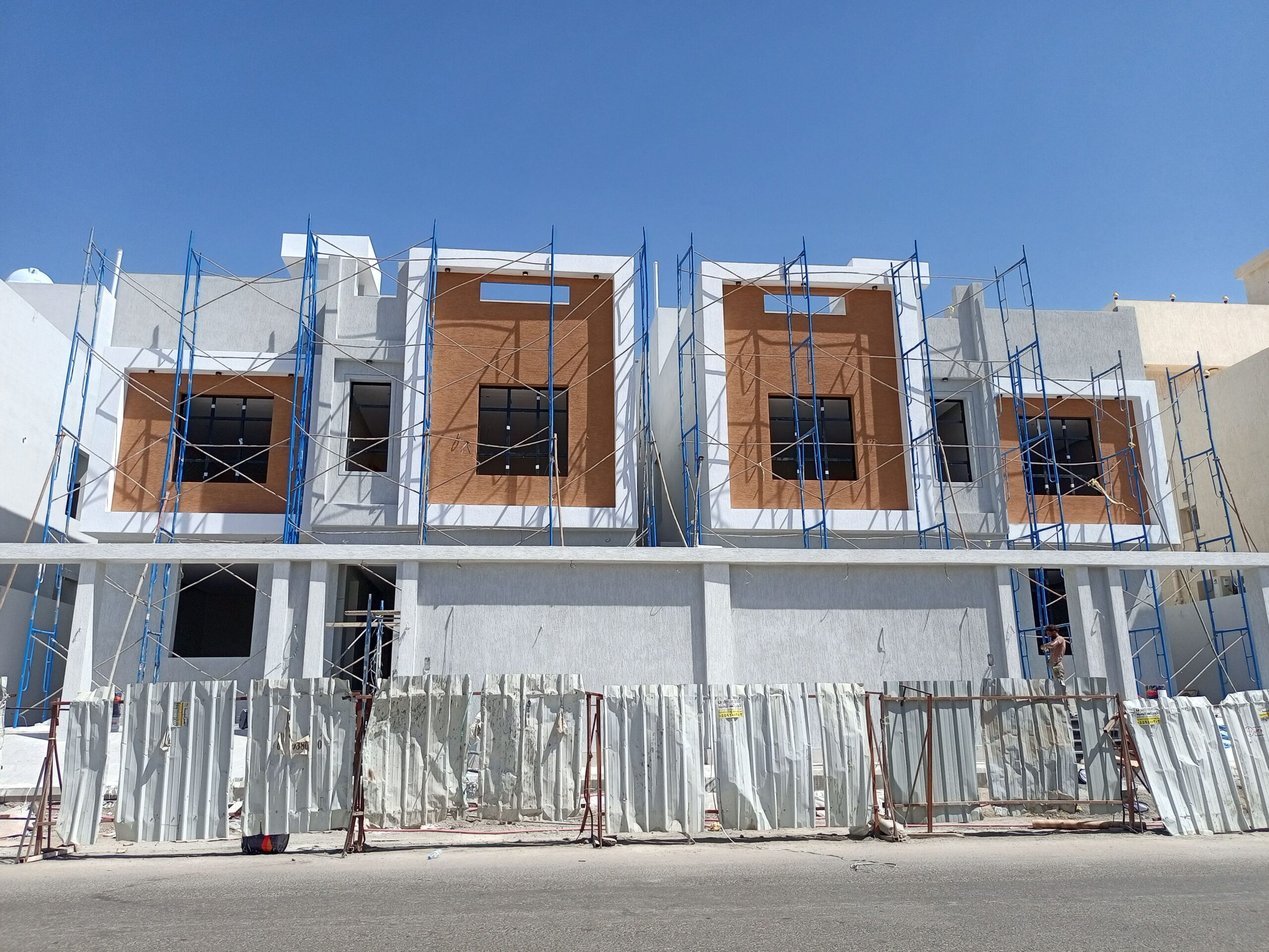 جرافيت بروفايل دهانات خارجية بجميع انواعها واشكاله