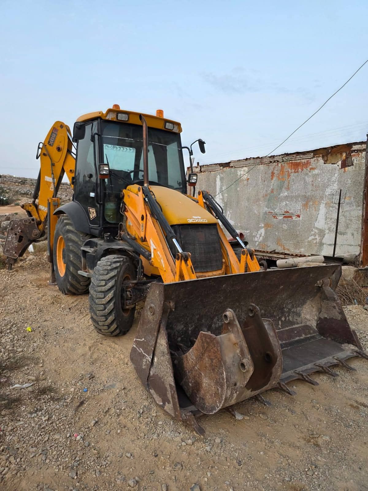 سيزرلفت مانلفت سقالة سقالات كهرباء ديزل رافعات تلي