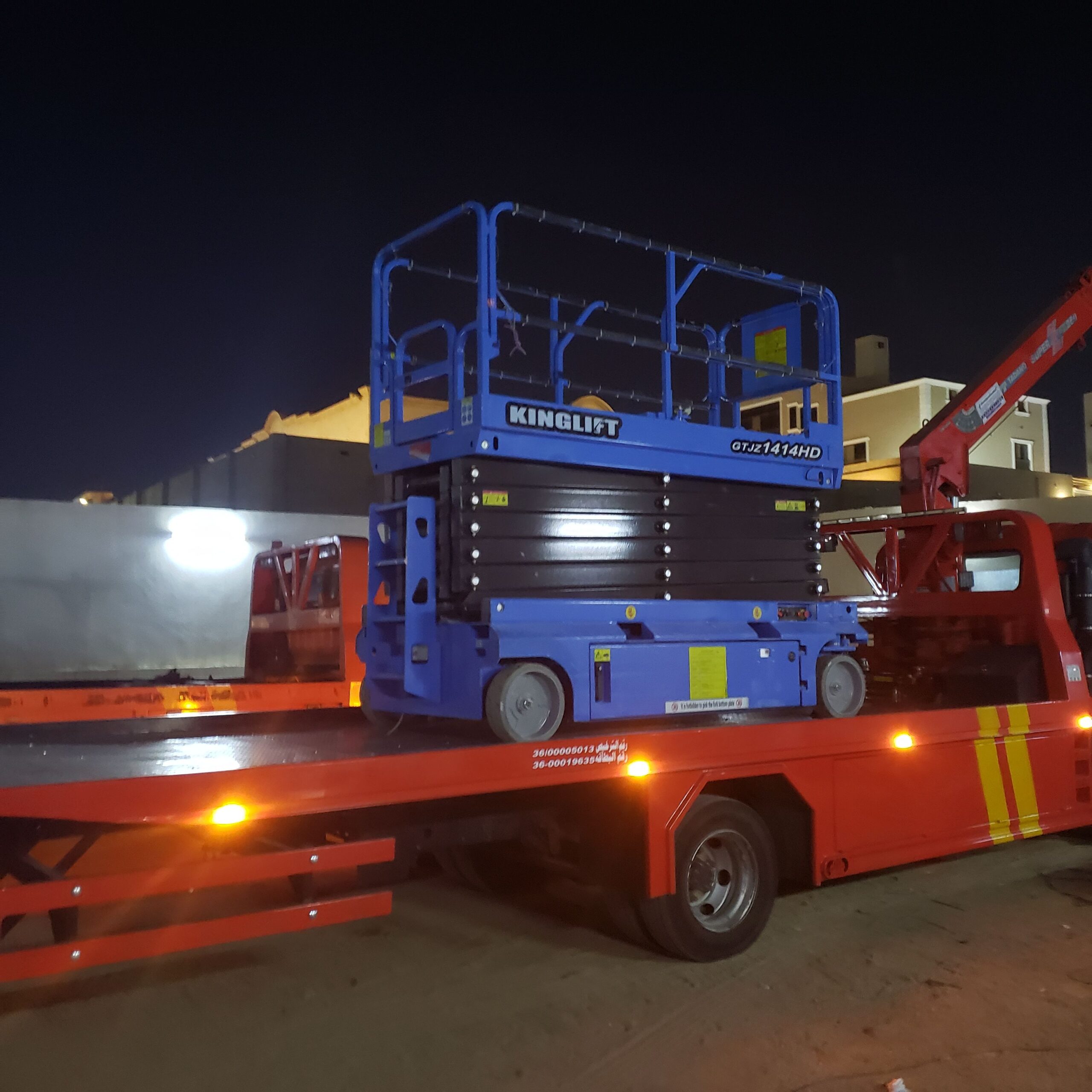 متوفر لدينا سيزرلفت ومان لفتات وتاورلايت ورافعه شو