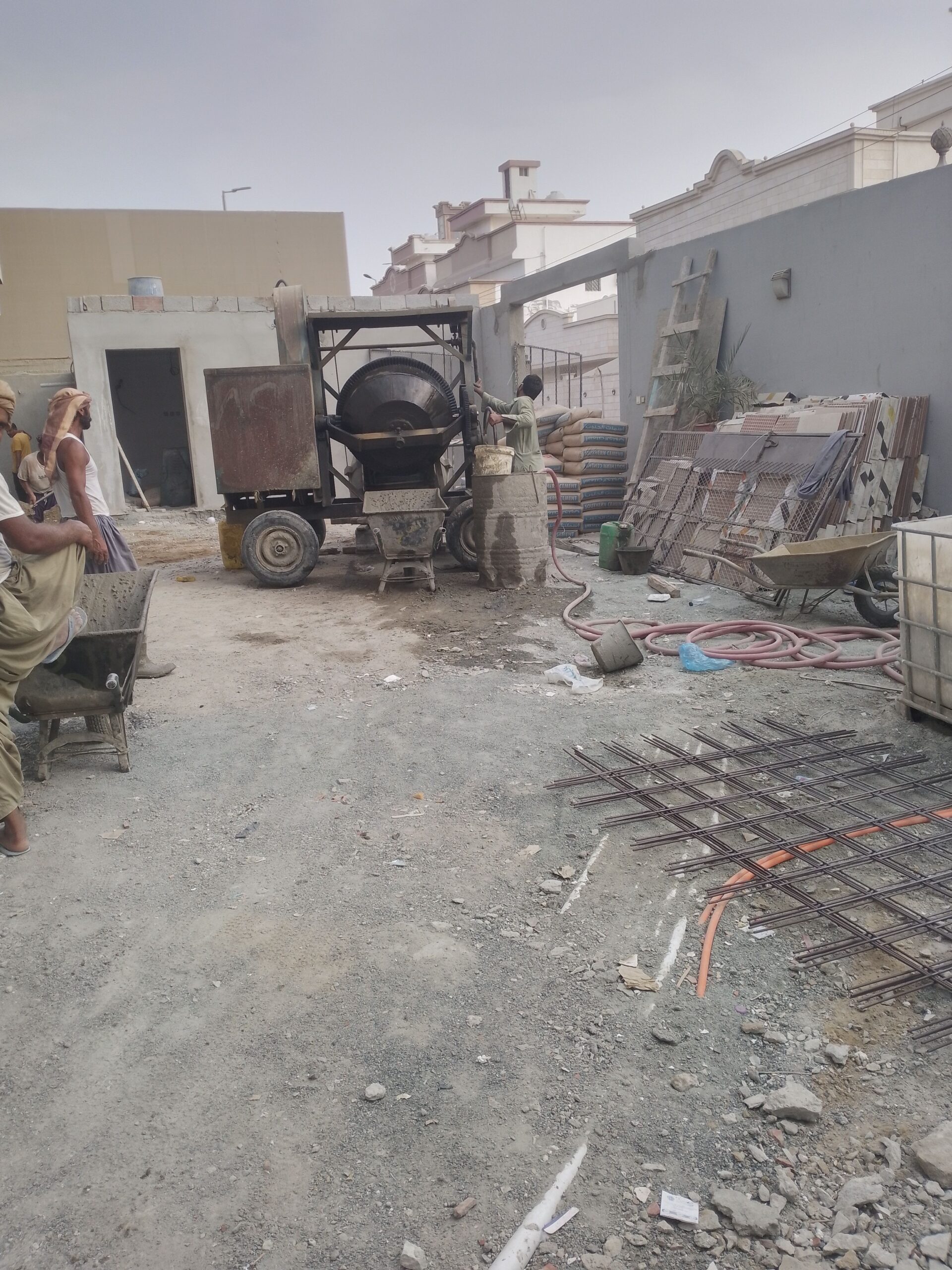 اسمنت خلاط یدوی ایجار یومی 0550695650