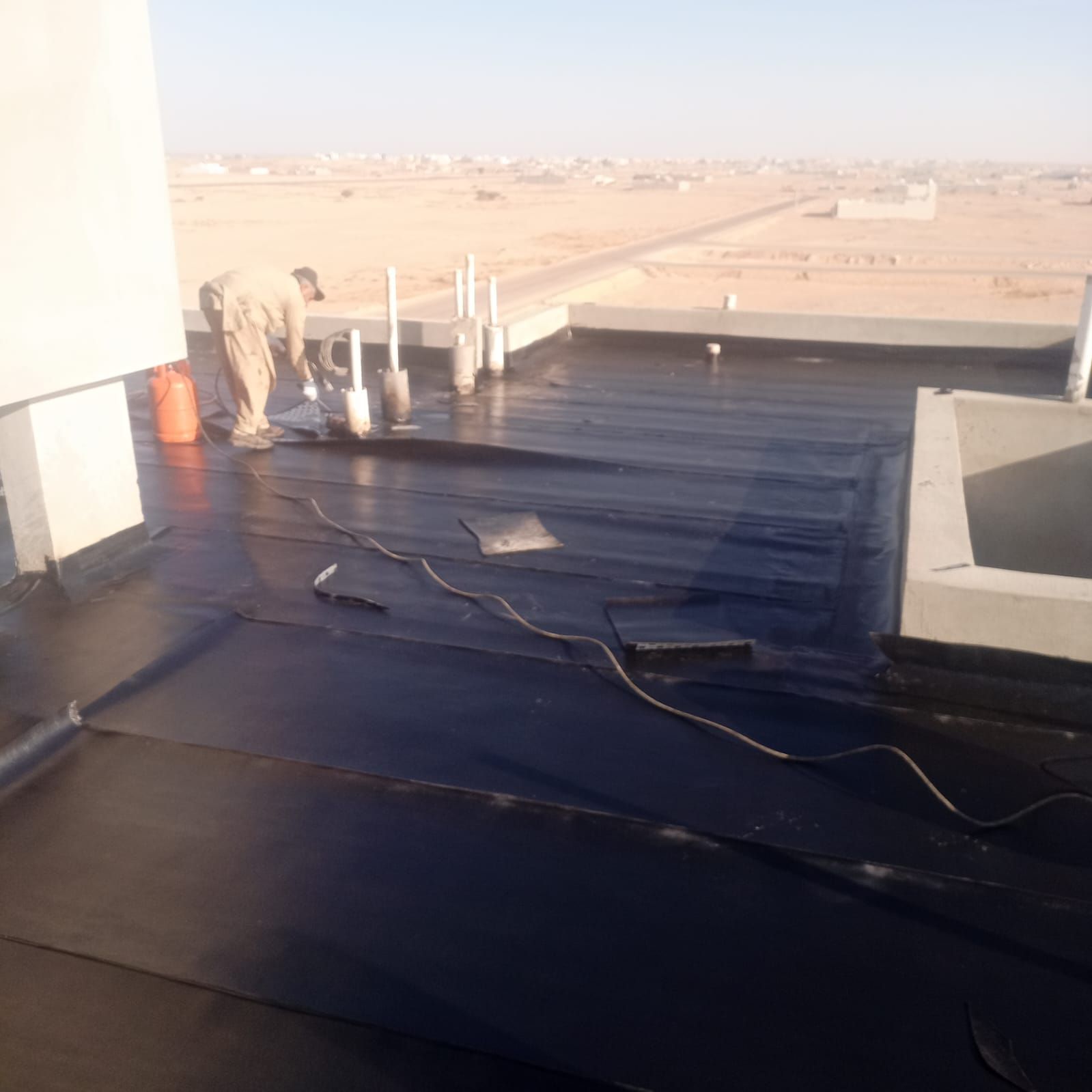 معلم عوازل مائي وحراري