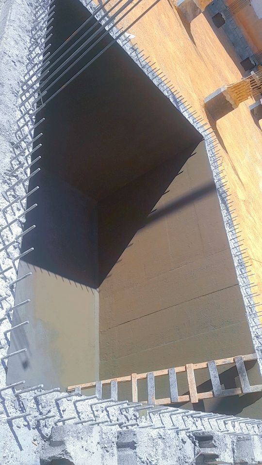 معلم عازل الباكستاني