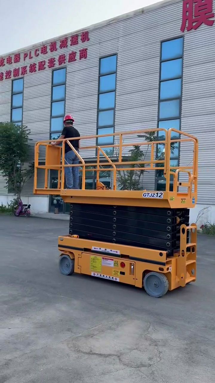 سيزرلفت مقصيه كهرباء وديزل مان لفت 14 مترر16متر18م