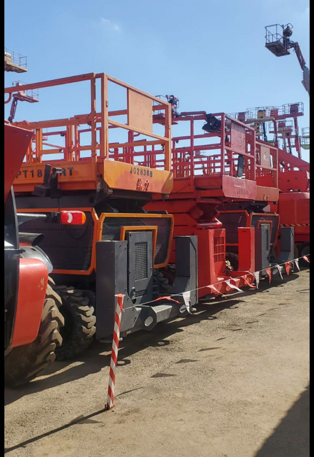 متوفرلدينا جميع المقاسات المعدات اللايجار سيزرلفت