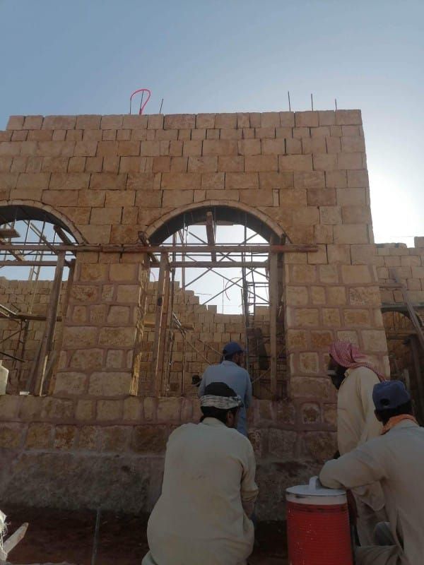 مقاول باکستانی حجر — أعمال اللياسة، الإنترلوك والح