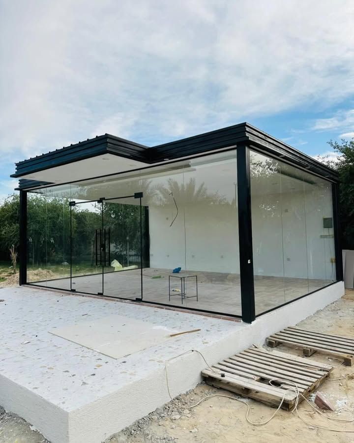 تركيب زجاج سكريت