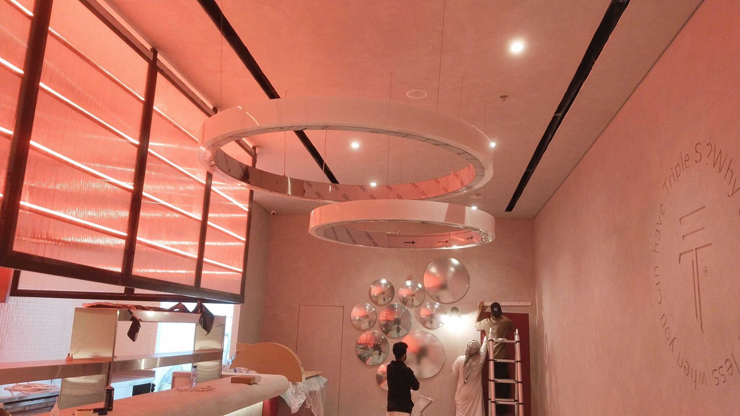 لوحة محالت حروف بأرزه تركيب كلادنج