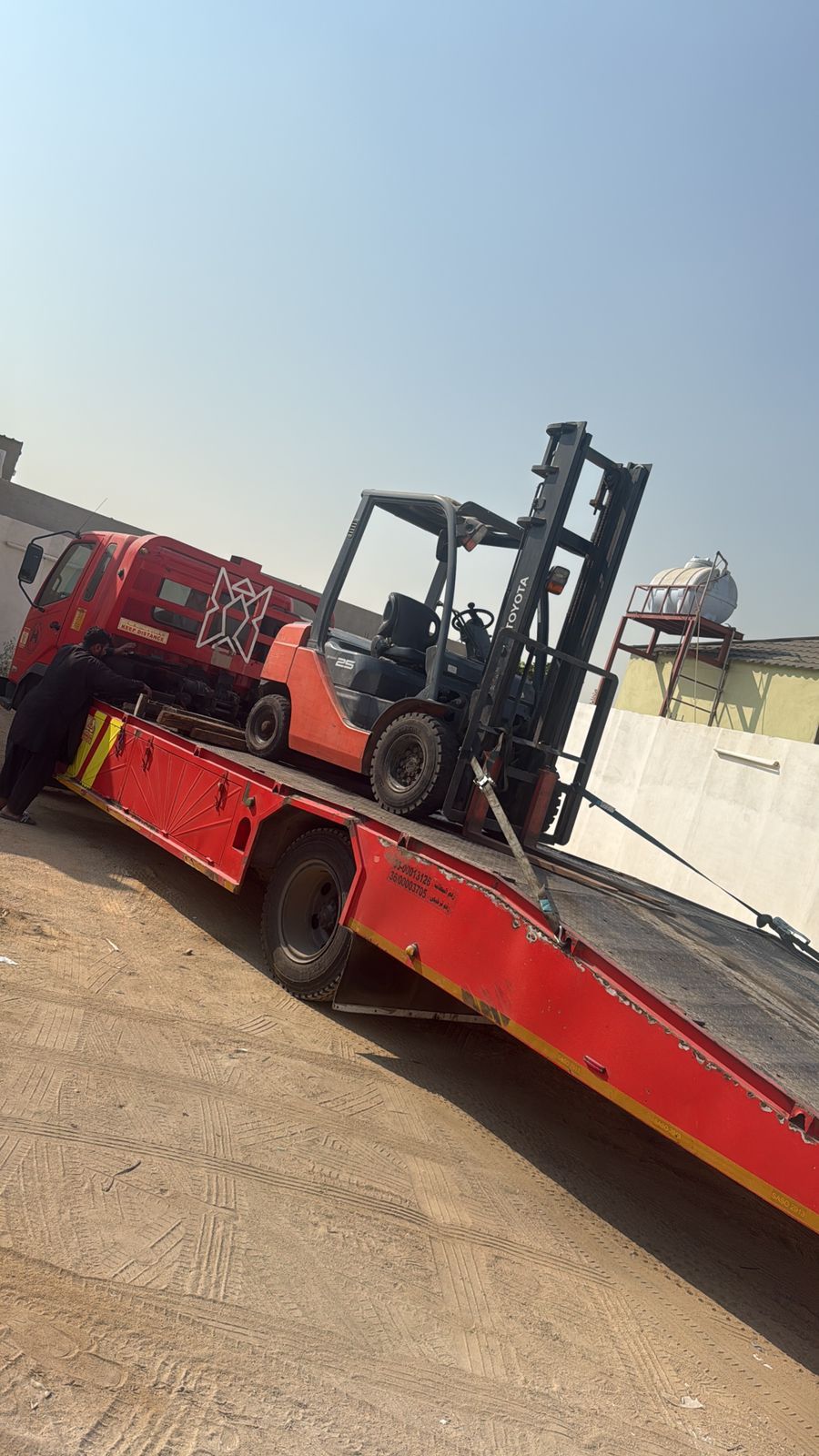 مان لفت وسيزرات لفت وكرينات وتاور لايت للايجار