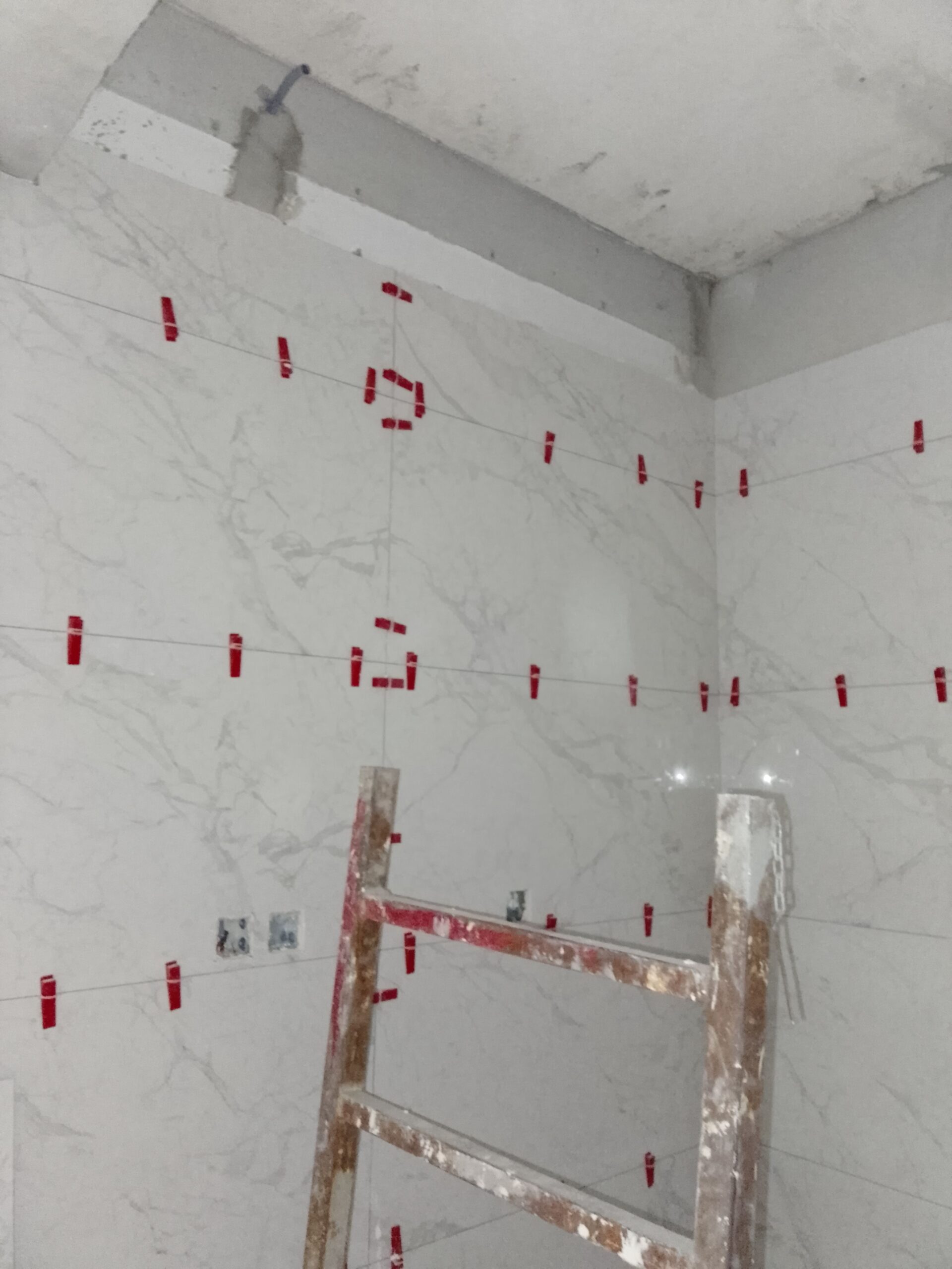 معلم سيراميك رخام تكسير تبليط ترميم الرياض