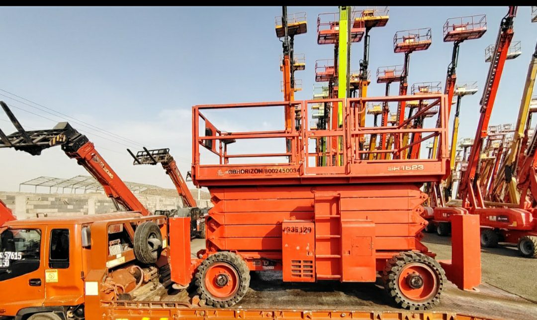 سيزرلفت كرينات بوبكات تاورلايت فوركلفت جي سي بي را