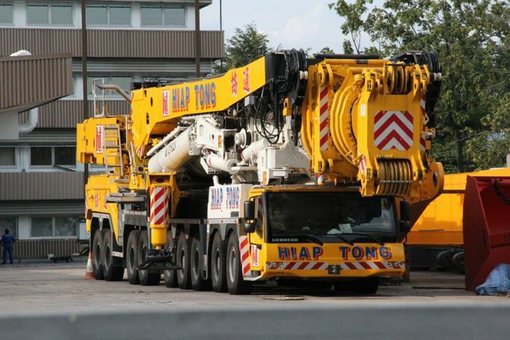 كرينات ليبهير موبايل موديل حديث متوفرة بشكل فوري ف