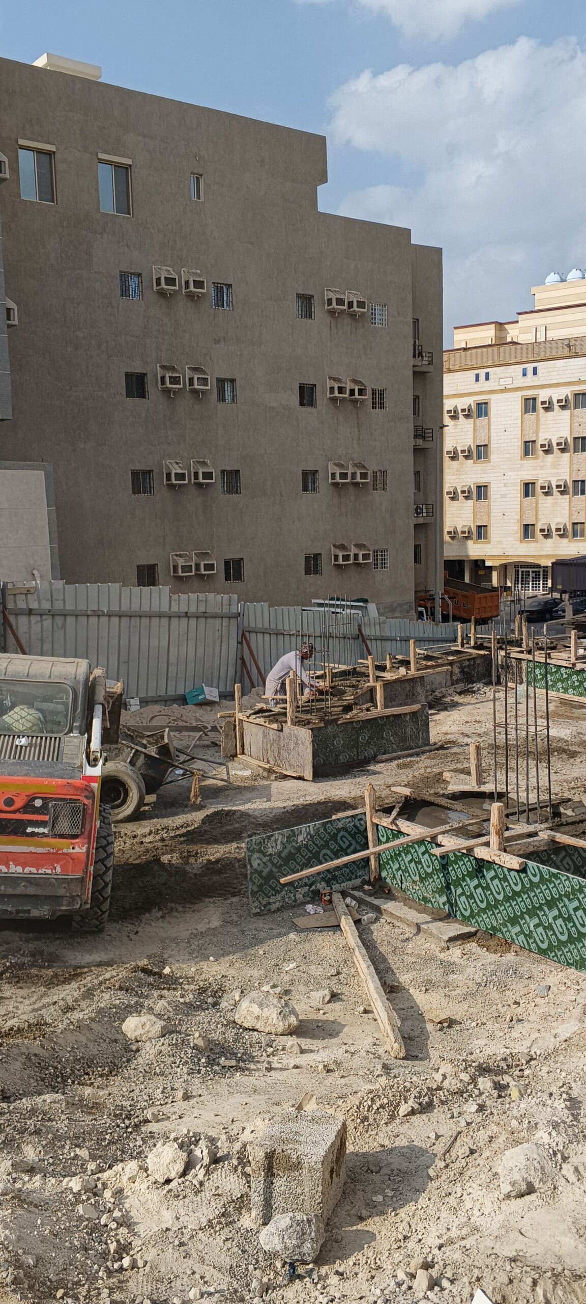 اسمنت خلاط يدوي للايجار يوميا صبا 0597473618