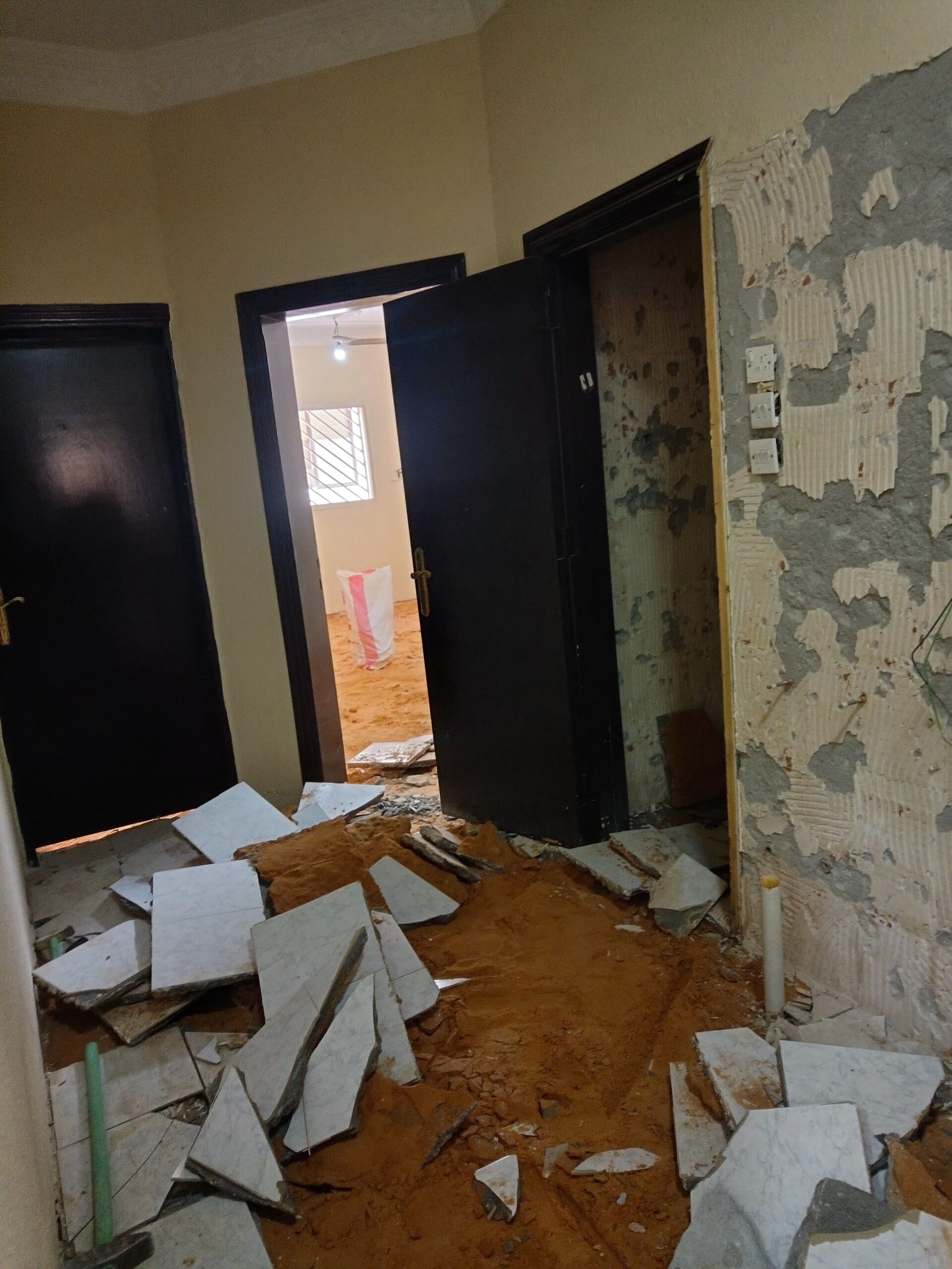 مقاول بناء ملاحق وترميم