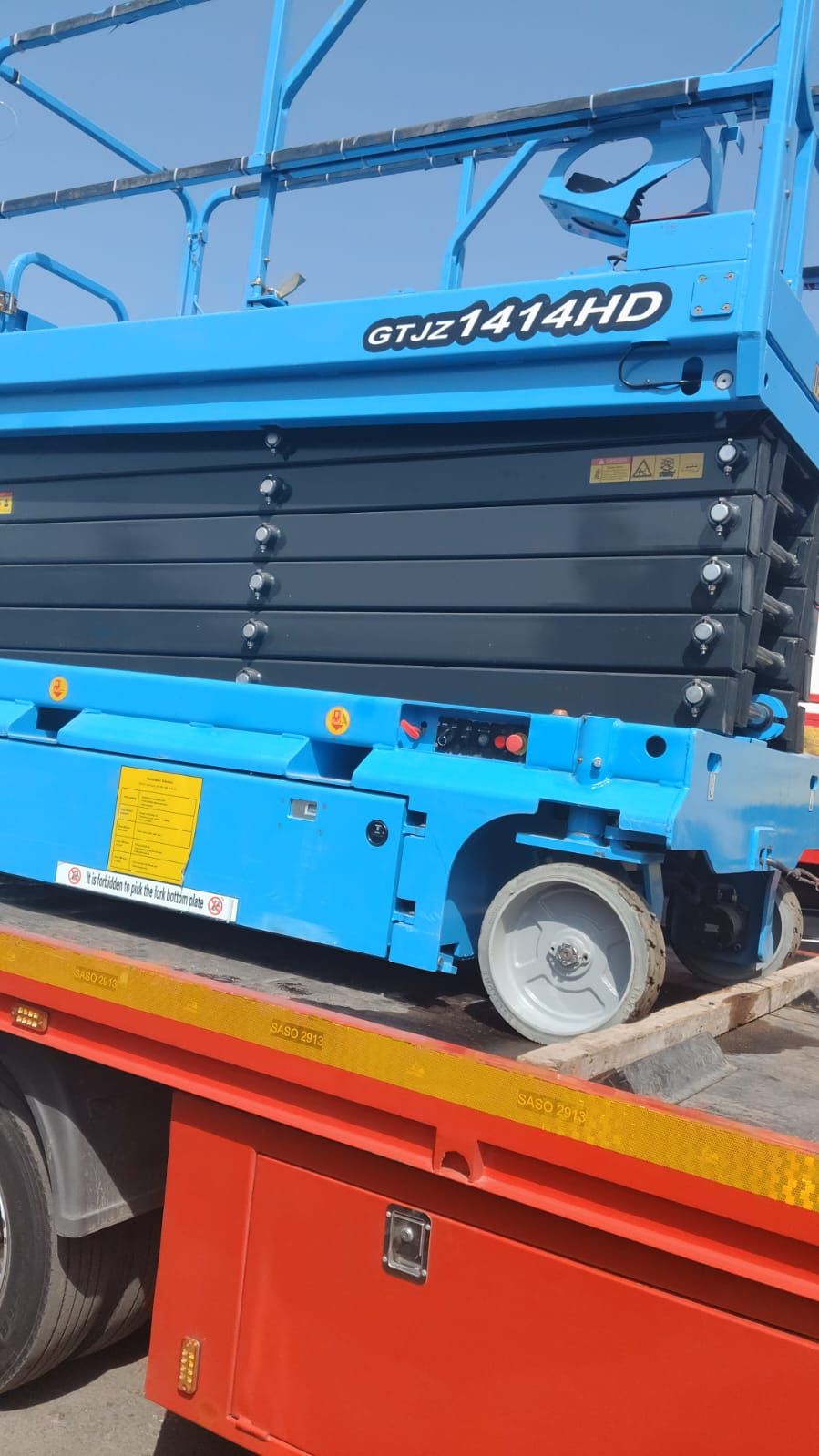 سيزر لفت للايجار في الرياض- 6 – 8 – 10- 12 – 14 –