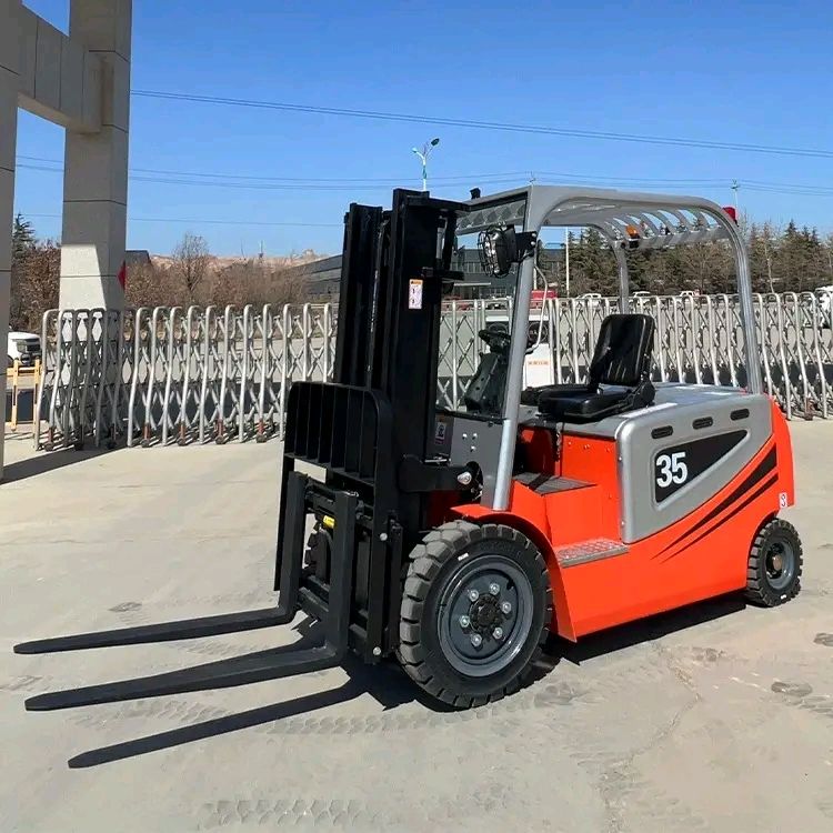 مان لفت وسيزرات لفت وكرينات وتاور لايت للايجار