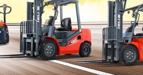 فوركلفت للأيجار في الرياض | المنصة لتأجير المعدات