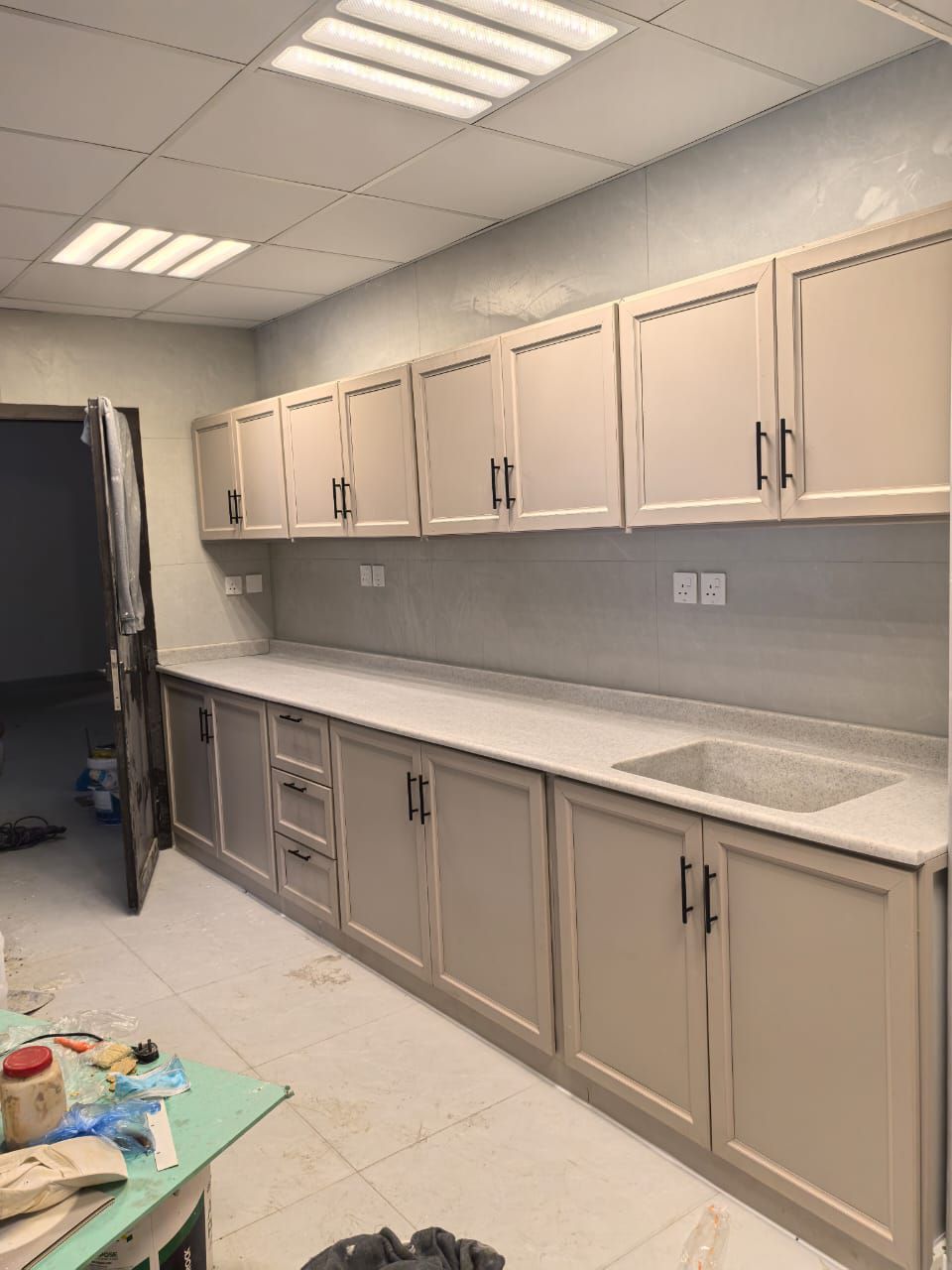 الدمام الخبر اثقبه 0575384932