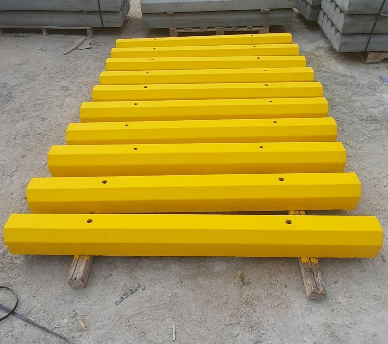 مصدات مواقف السيارات