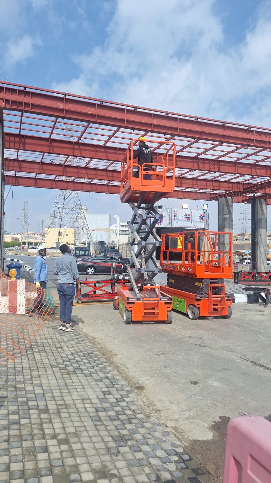 سيزرلفت 16متر للايجار سيزرلفت 18متر للايجار سيزرلف