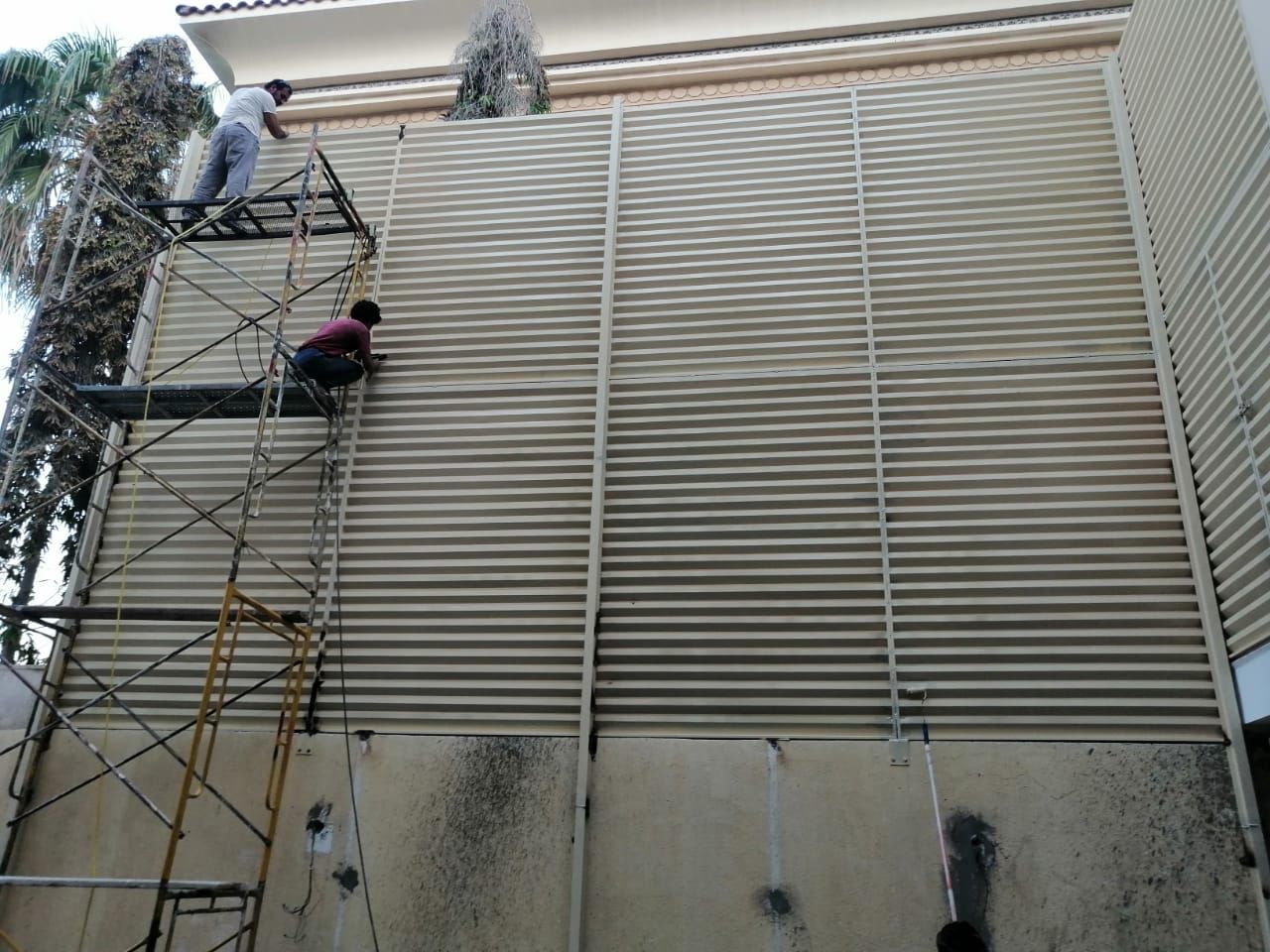 مظلات وسواتر ابتكار 0501822290 تركيب المظلات الرئي