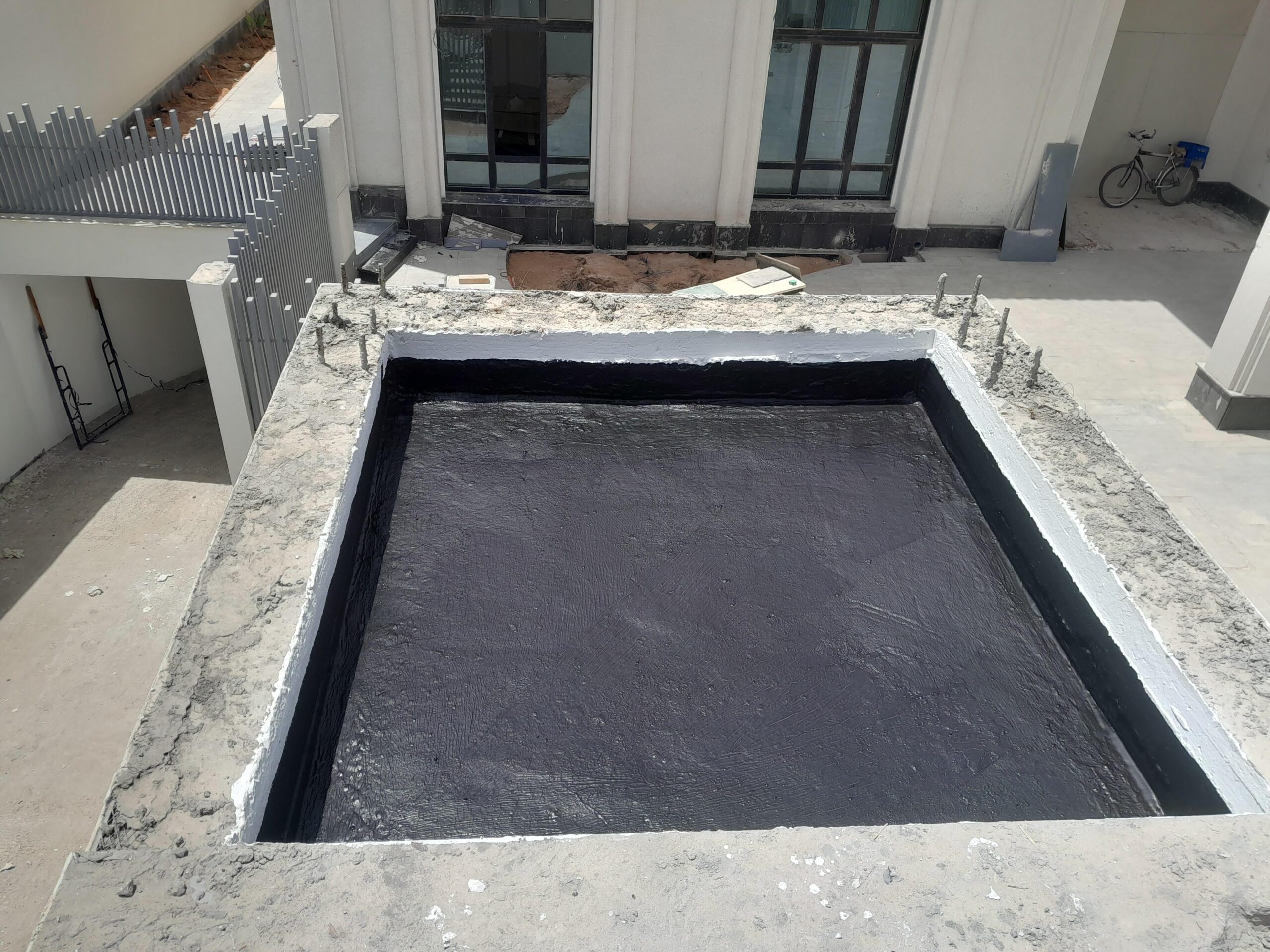 معلم عازل الباكستاني