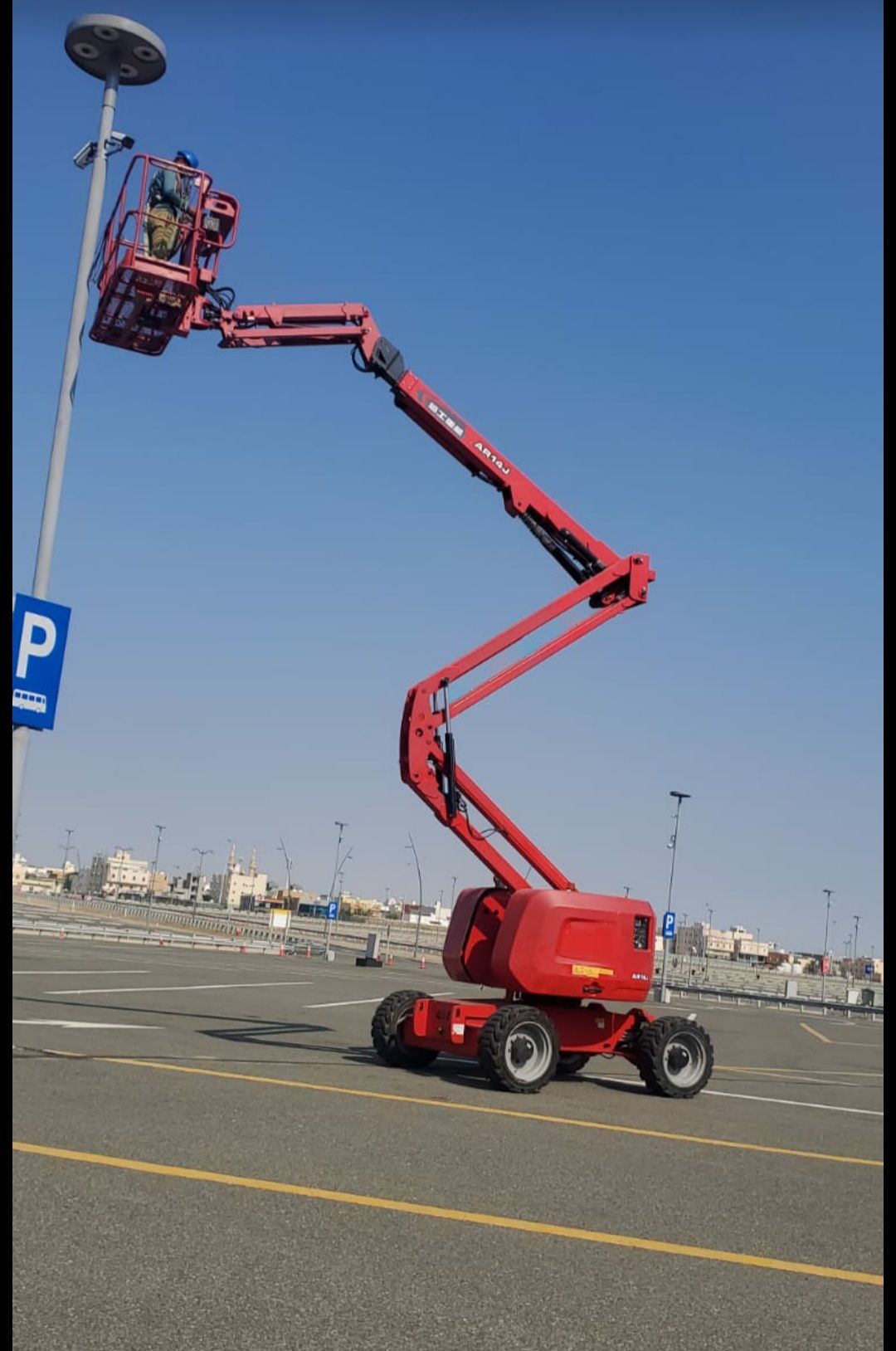 متوفر لدينا جميع المعدات المقاسات اللايجار يومي اس