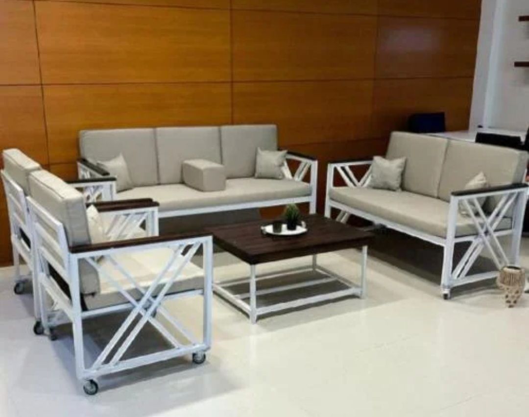 الرياض حي العلياء اسواق العويس