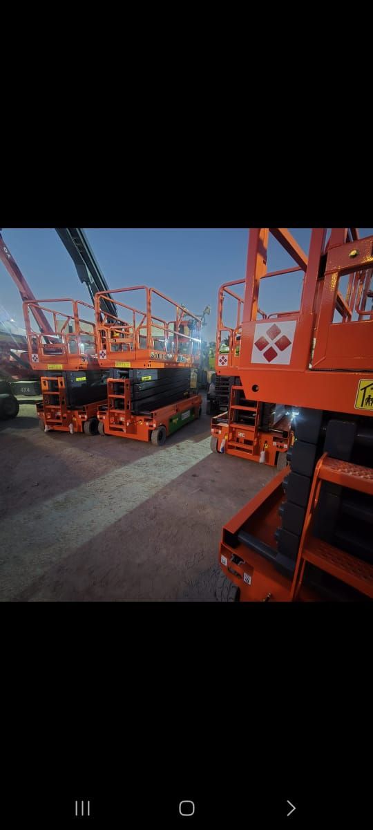 مان ليفت بمختلف الارتفاعات متوفرة للإيجار وسيزرلفت