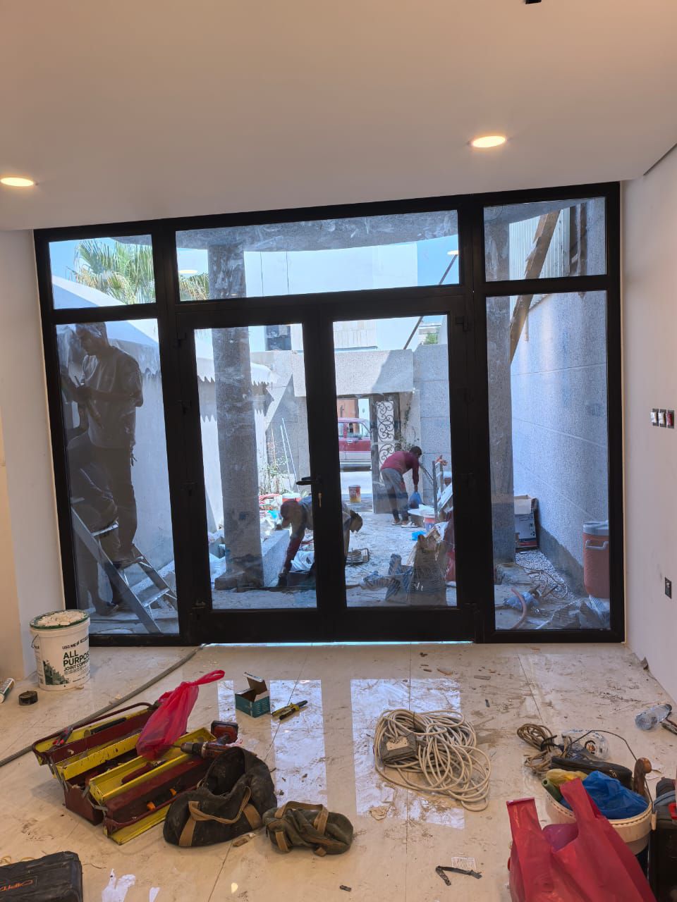 مواسسه دلال الالمنيوم وزجاج والمطابخ الخبر اثقبه