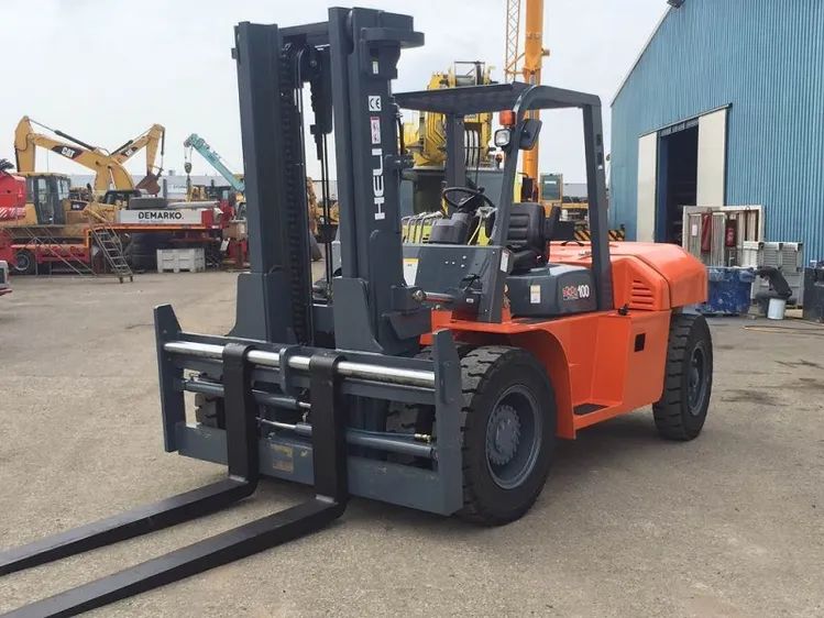 فوركلفت للإيجار(رافعه شوكيه) 10طن | نوع هيلي ما يح