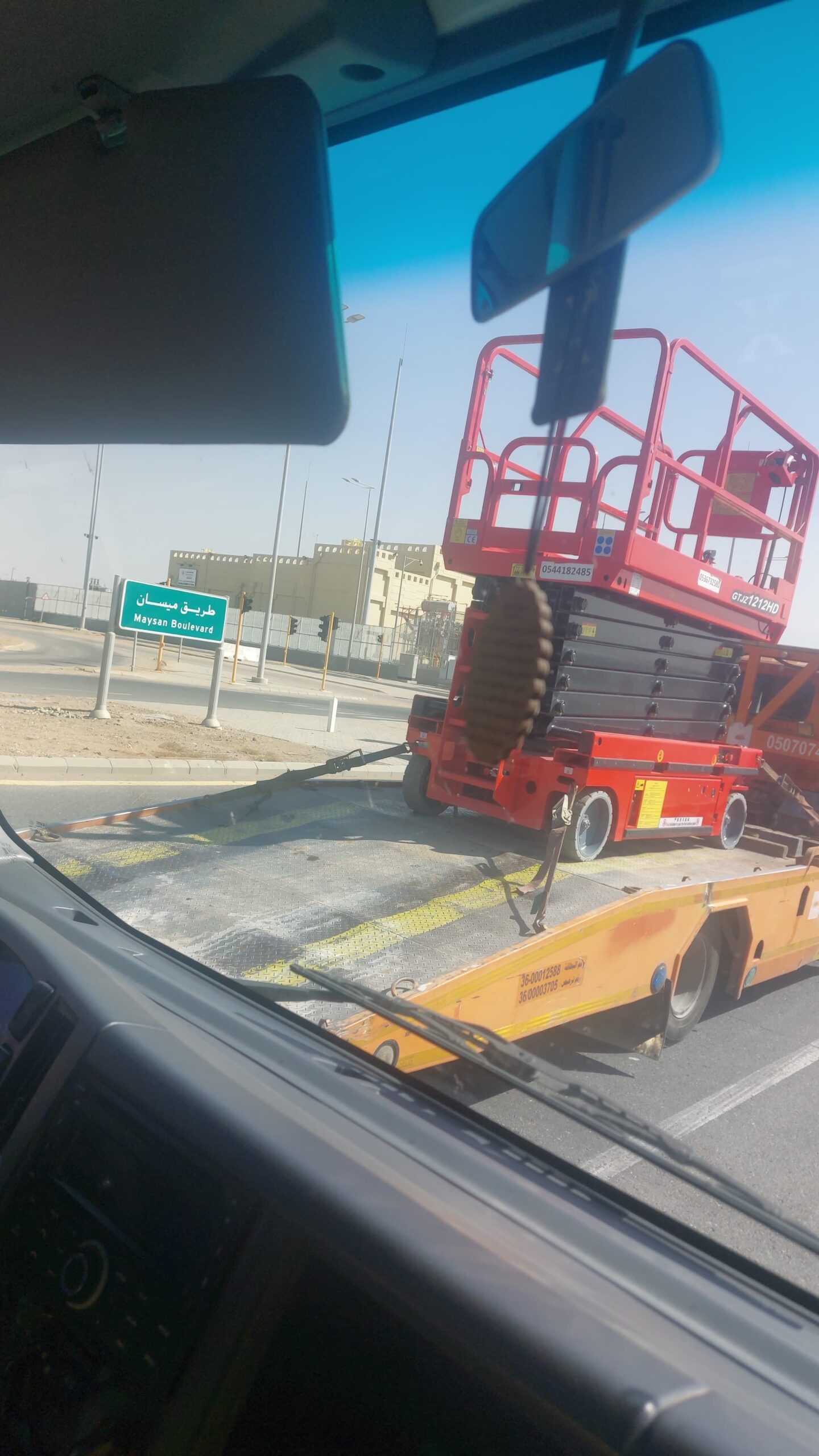 سيزر لفت للايجار في الرياض- 6 – 8 – 10- 12 – 14 –