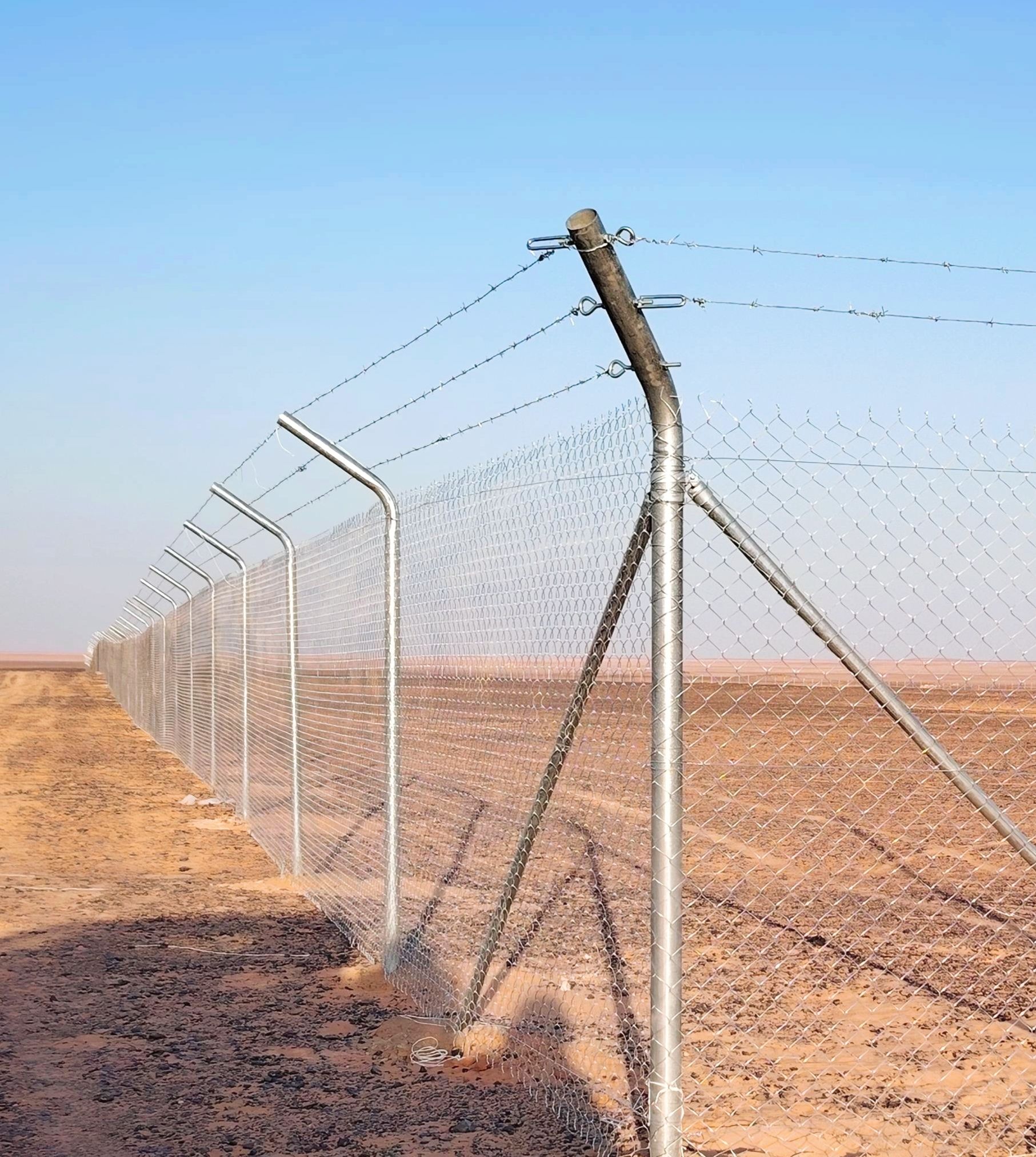 توريد وتركيب جميع انواع الشبوك والسياجات الامنيه