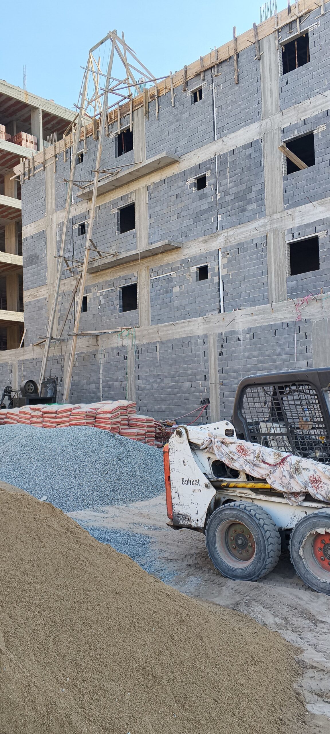 اسمنت خلاط يدوي للايجار يوميا صبا 0597473618